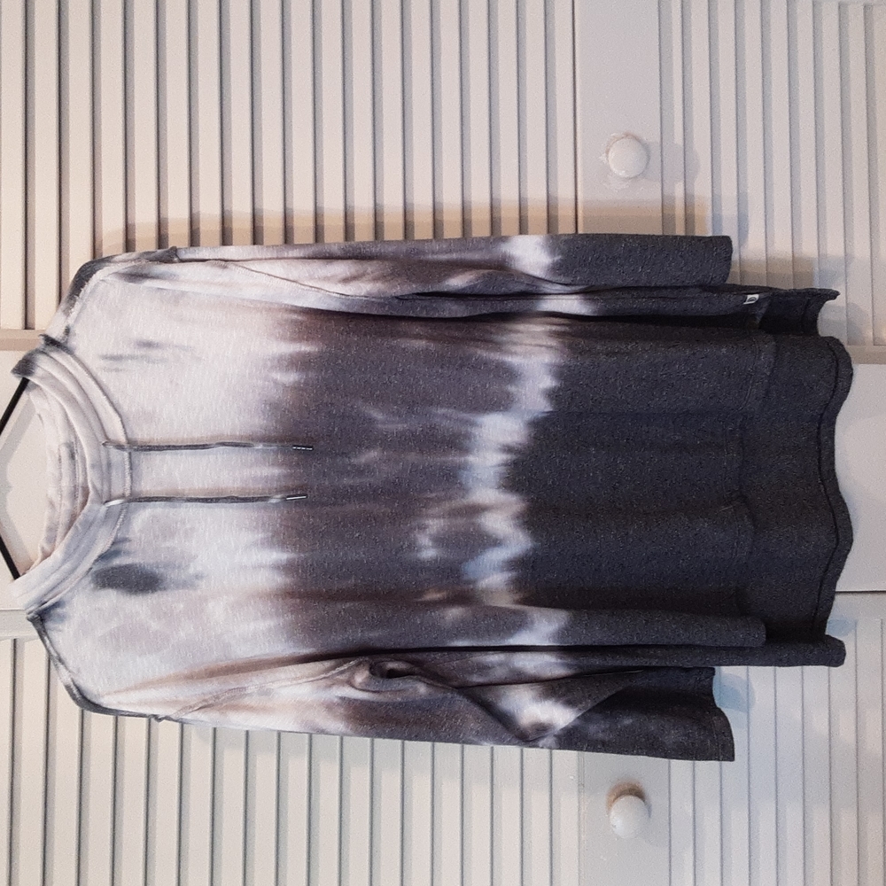 🧊*Max Studio pull over NWOT